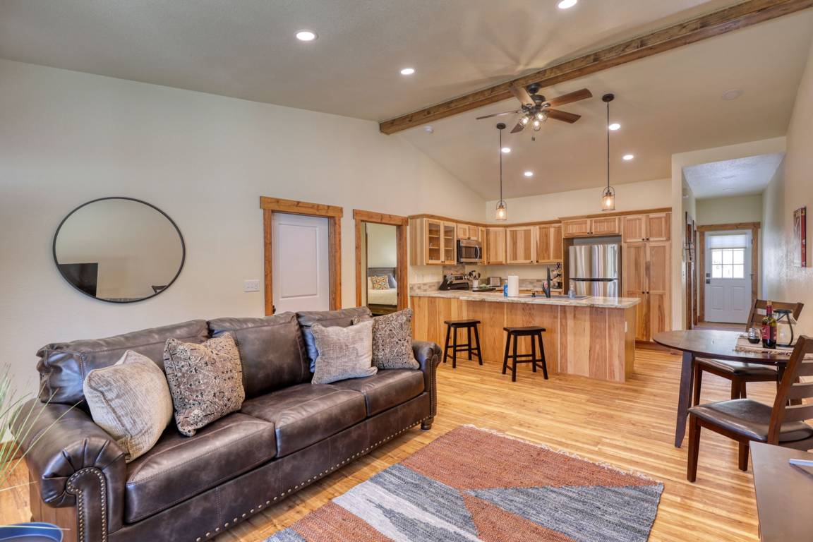 111 M² Apartment ∙ 1 Bedroom ∙ 2 Guests - Keystone, SD