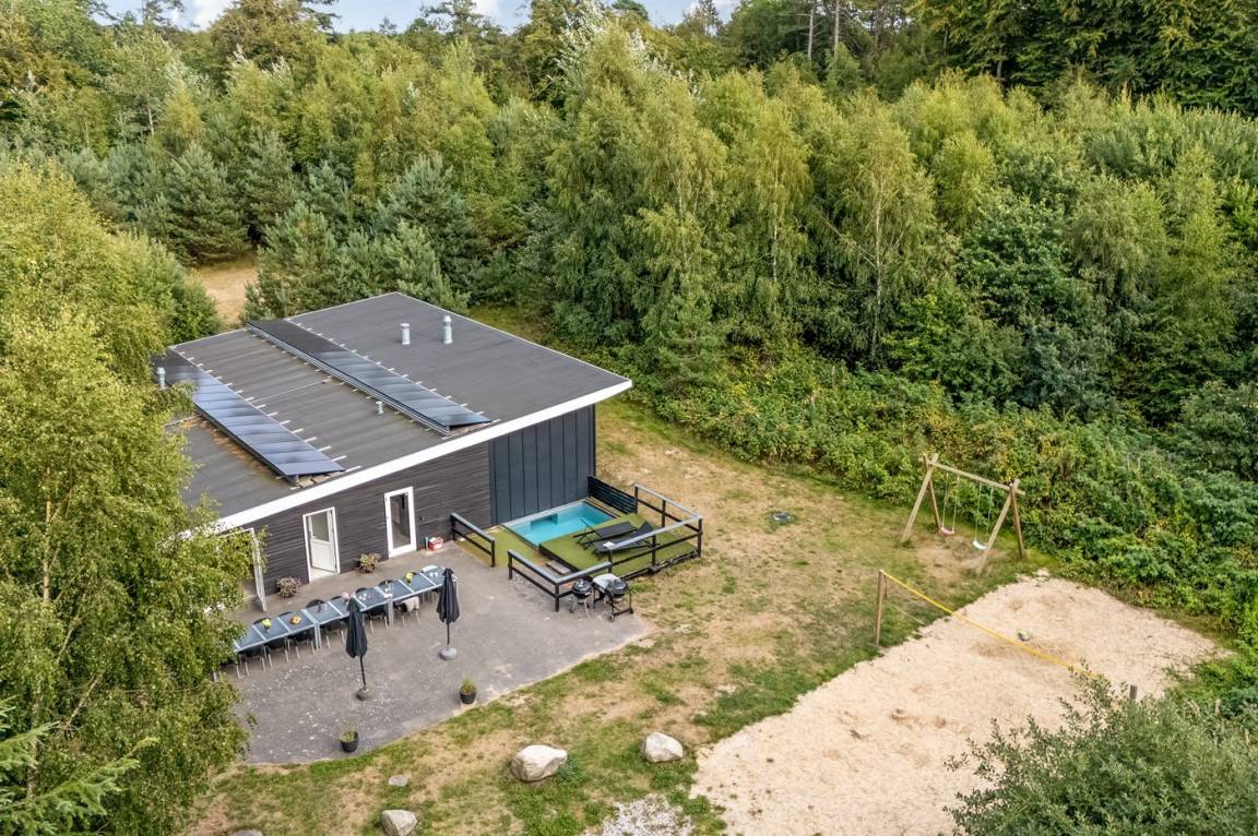 254 m&sup2; Ferienhaus 7 Schlafzimmer 22 G&auml;ste