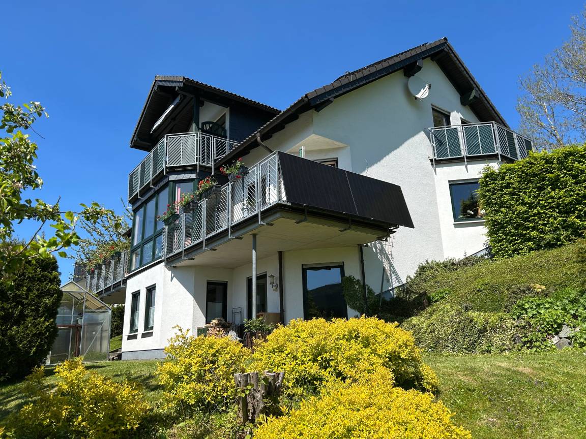 84 M² Ferienwohnung ∙ 2 Schlafzimmer ∙ 5 Gäste - Brilon