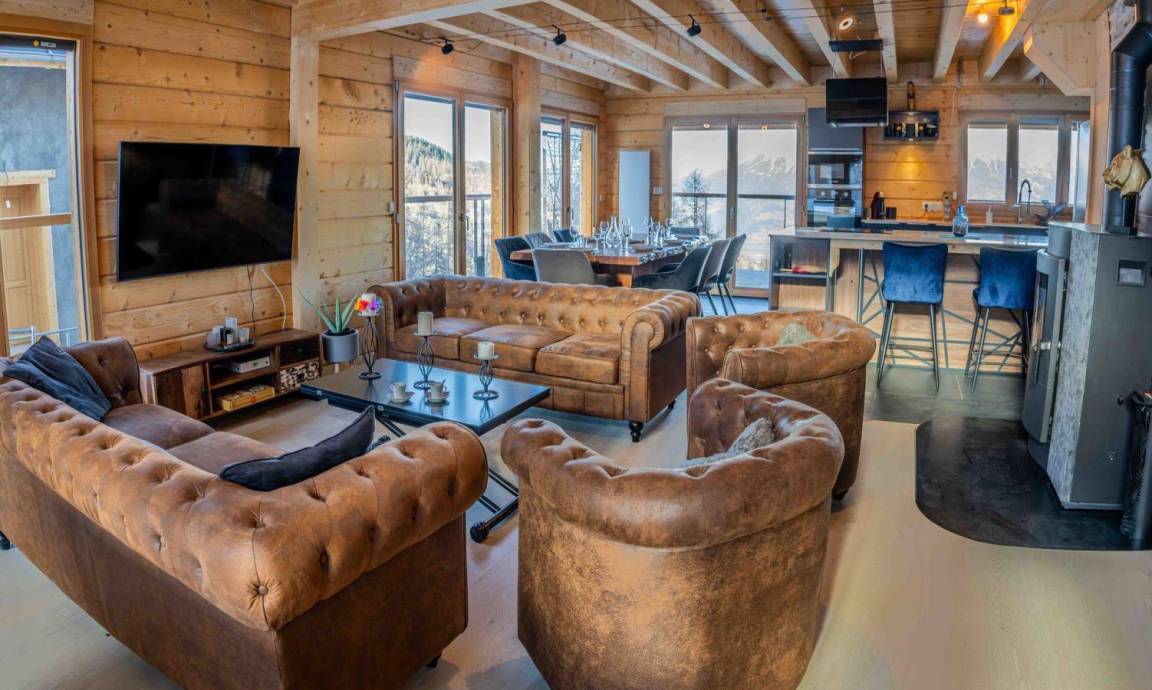 130 m² Chalet ∙ 5 Schlafzimmer ∙ 16 Gäste – Bild 6