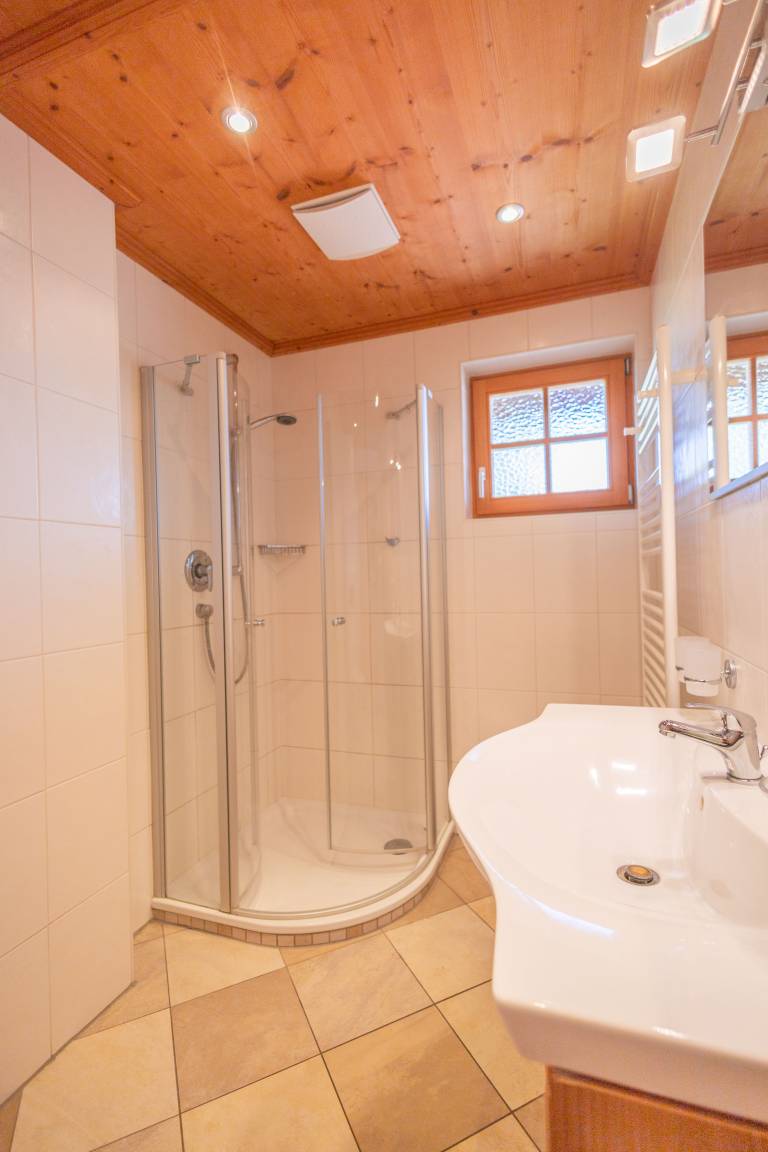 66 m² Ferienwohnung ∙ 2 Schlafzimmer ∙ 4 Gäste – Bild 11