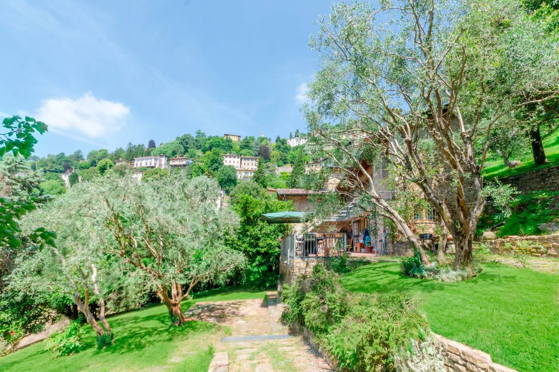 Apartment ∙ 2 Bedrooms ∙ 3 Guests - Bergamo