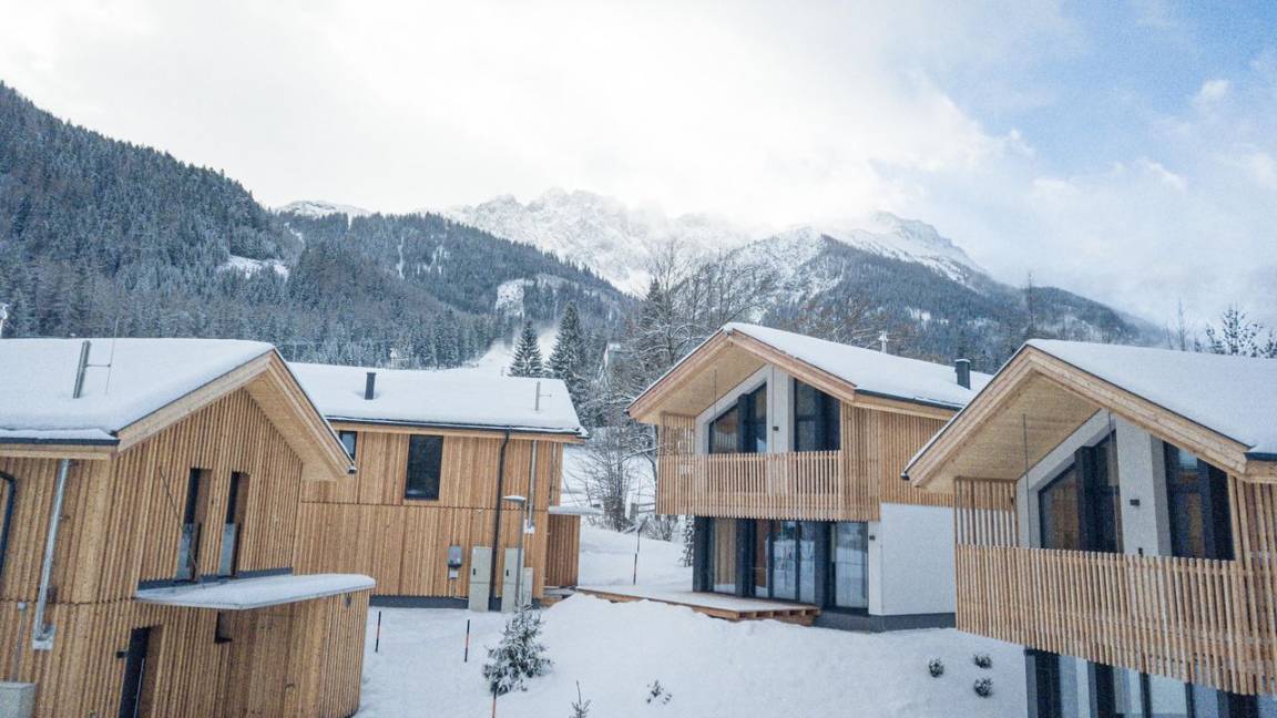 130 M² Ferienhaus ∙ 4 Schlafzimmer ∙ 10 Gäste - Ehrwald
