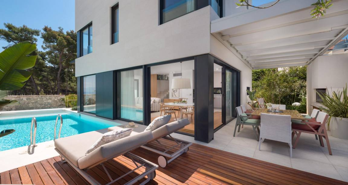 140 M² Villa ∙ 3 Schlafzimmer ∙ 8 Gäste - Milna