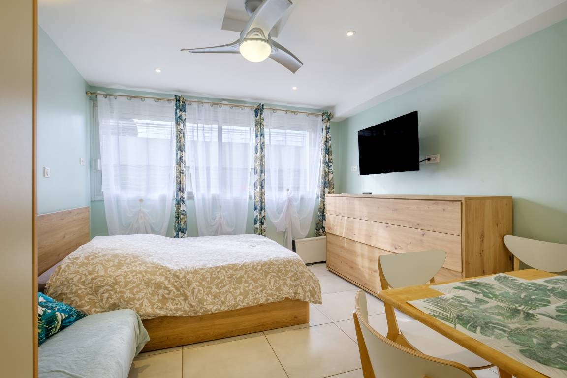 19 M² Studio Flat ∙ 3 Guests - Villeneuve-Loubet