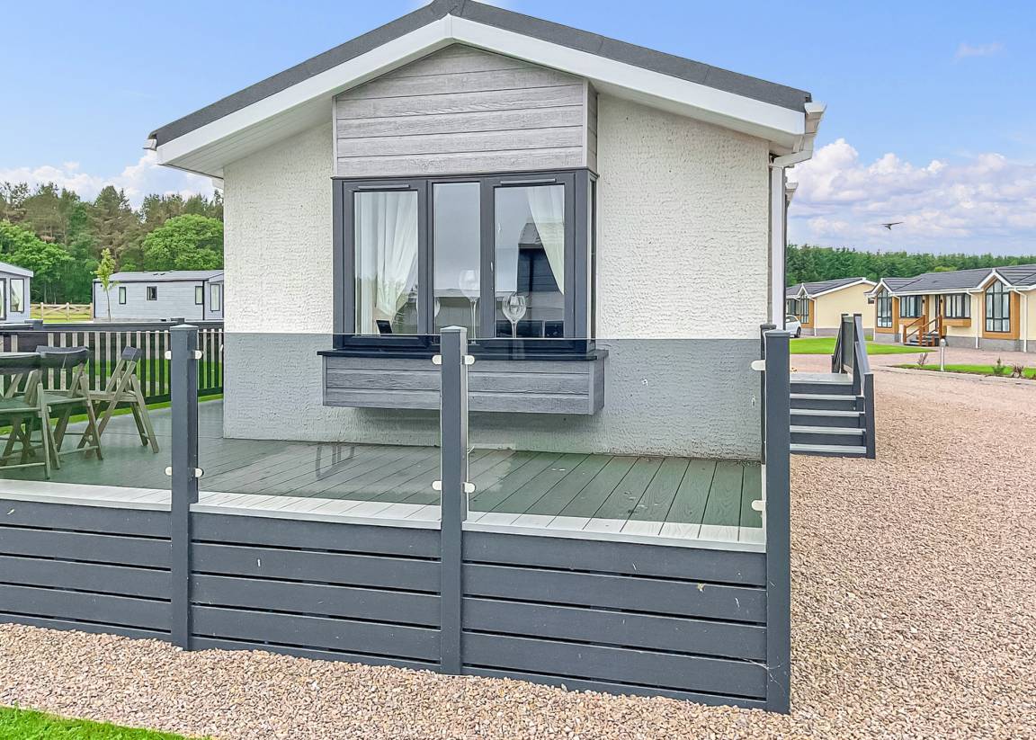 Chalet ∙ 2 Bedrooms ∙ 4 Guests - Scotland