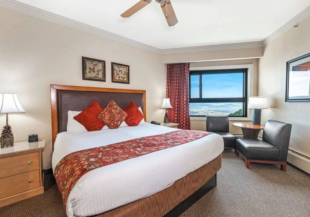 319 M² Hotel ∙ 2 Bedrooms ∙ 6 Guests - Lake Tahoe