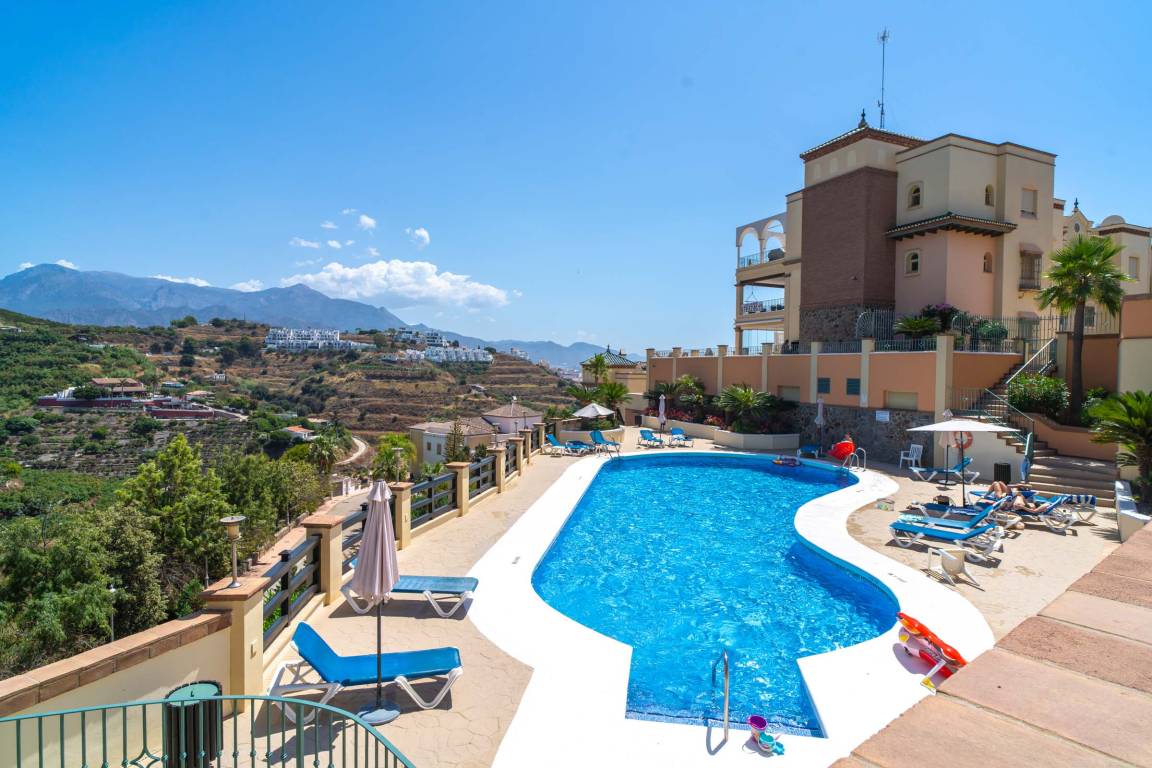 100 M² Appartement ∙ 3 Slaapkamers ∙ 6 Gasten - Torrox Costa