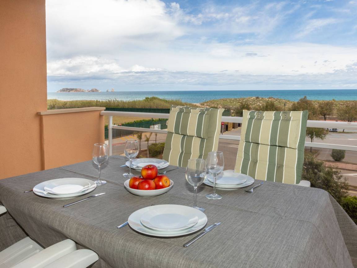 70 M² Apartment ∙ 2 Bedrooms ∙ 4 Guests - Pals