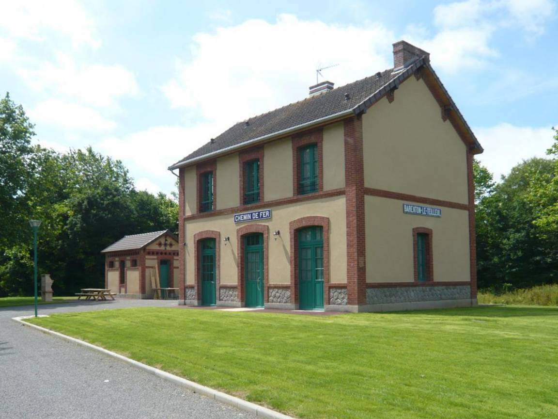 126 M² Cottage ∙ 4 Bedrooms ∙ 8 Guests - Normandy