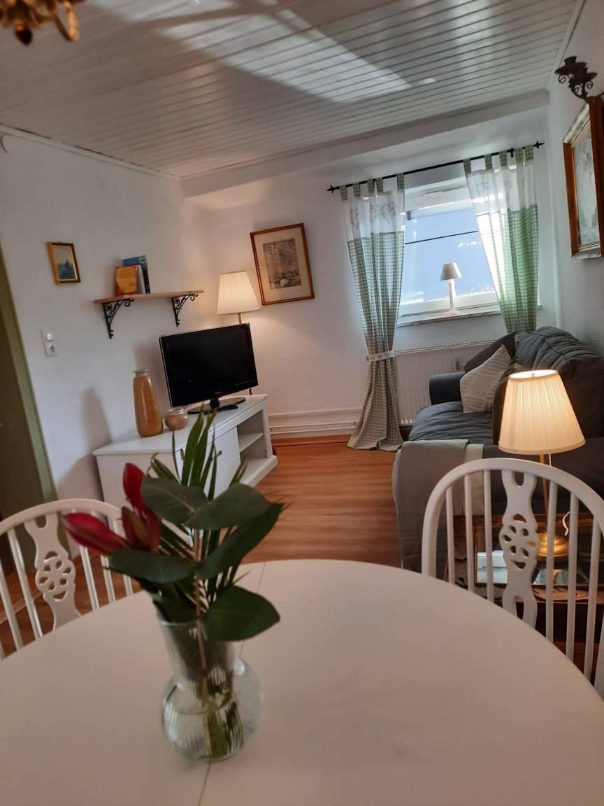 51 m² Ferienwohnung ∙ 1 Schlafzimmer ∙ 2 Gäste – Bild 8