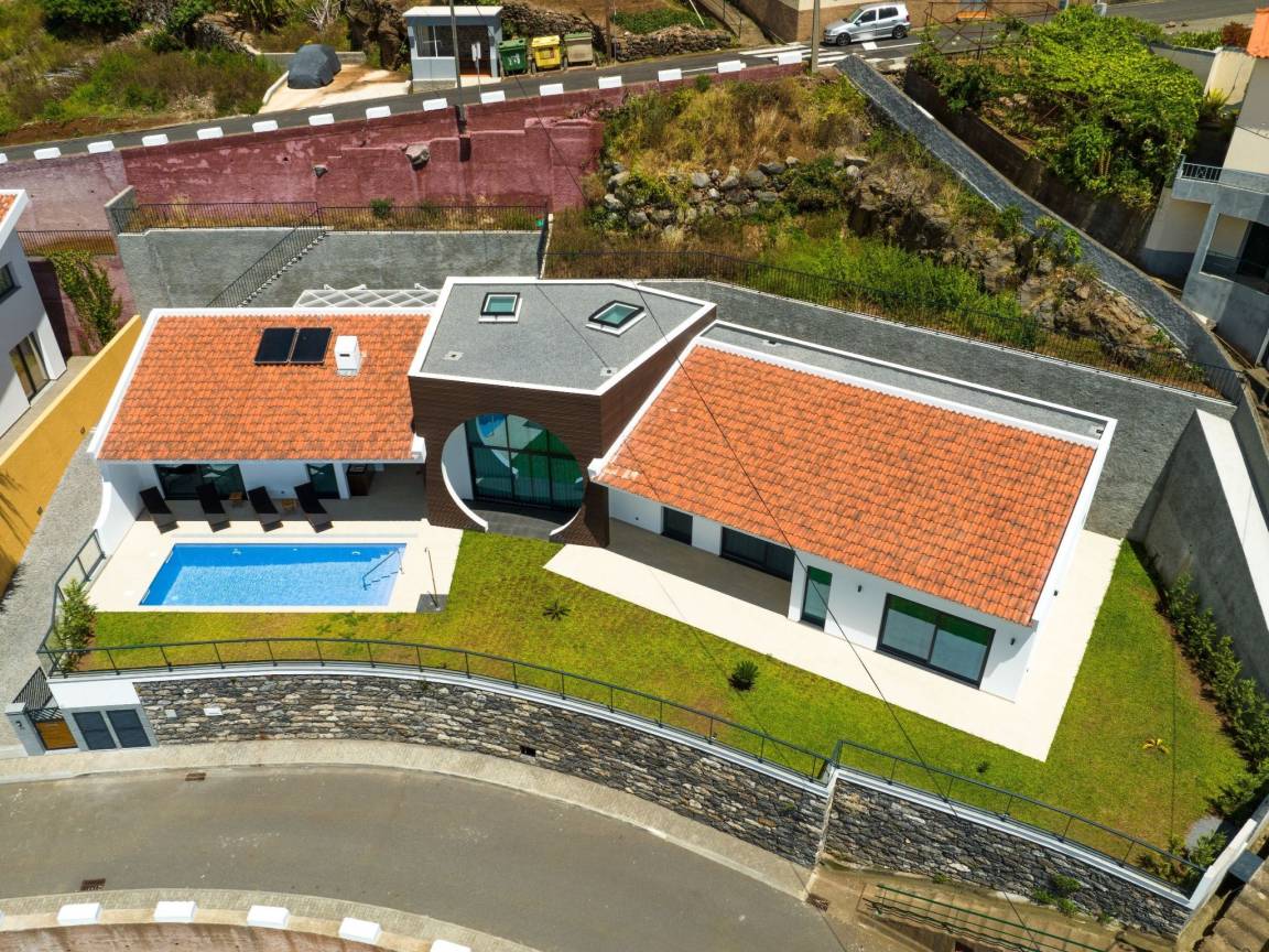 250 M² Ferienhaus ∙ 4 Schlafzimmer ∙ 10 Gäste - Autonome Region Madeira