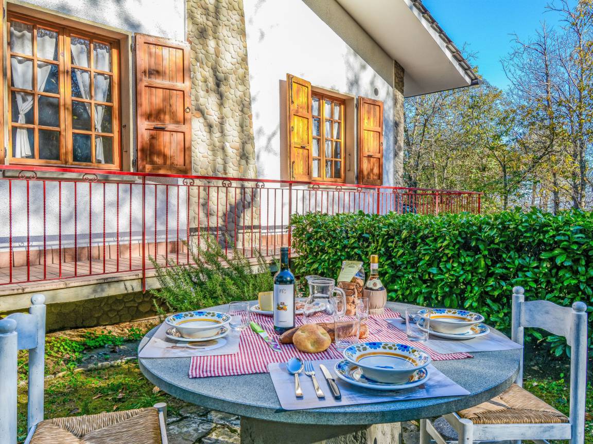 150 M² Ferienhaus ∙ 4 Schlafzimmer ∙ 8 Gäste - Montecatini Terme