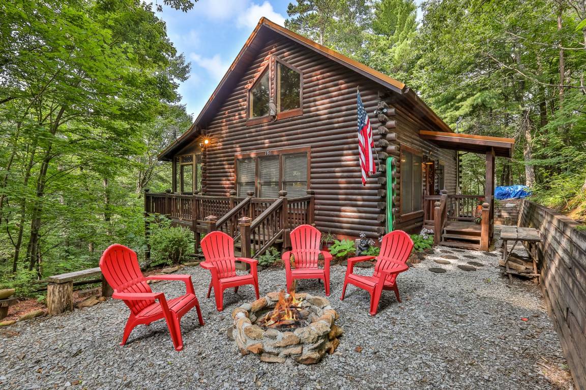 Cabin ∙ 1 Bedroom ∙ 2 Guests - Cherry Log, GA