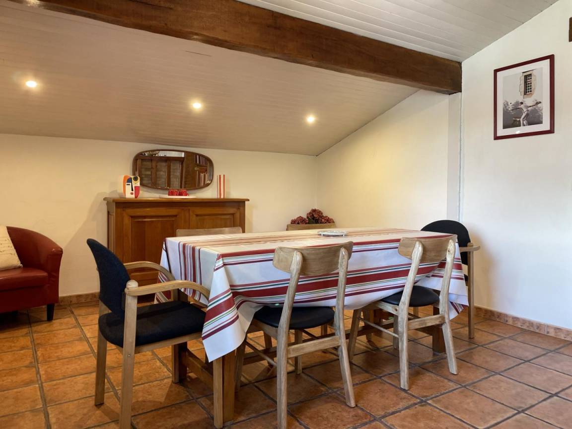 85 m² Gîte ∙ 2 Schlafzimmer ∙ 4 Gäste – Bild 10