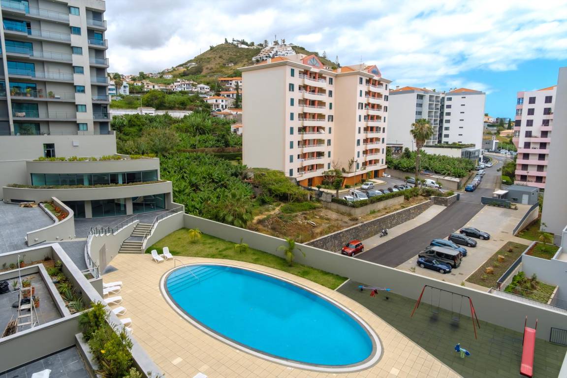 100 M² Apartment ∙ 2 Bedrooms ∙ 4 Guests - Madeira