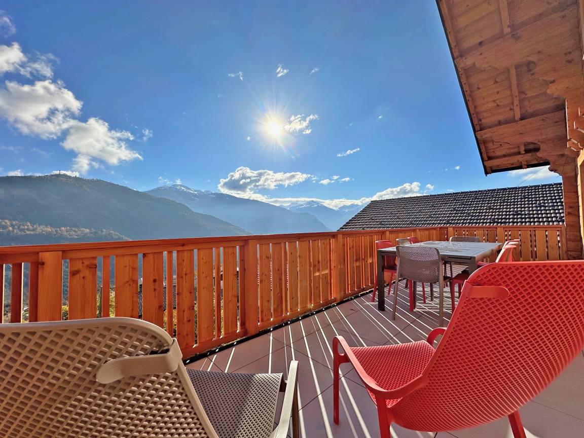 85 M² Apartamento ∙ 3 Habitaciones ∙ 8 Huéspedes - Sierre