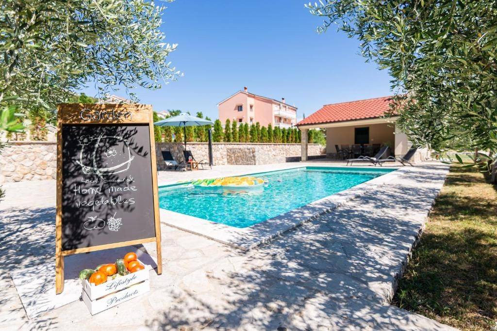 37 M² Appartement ∙ 1 Slaapkamer ∙ 3 Gasten - Baška
