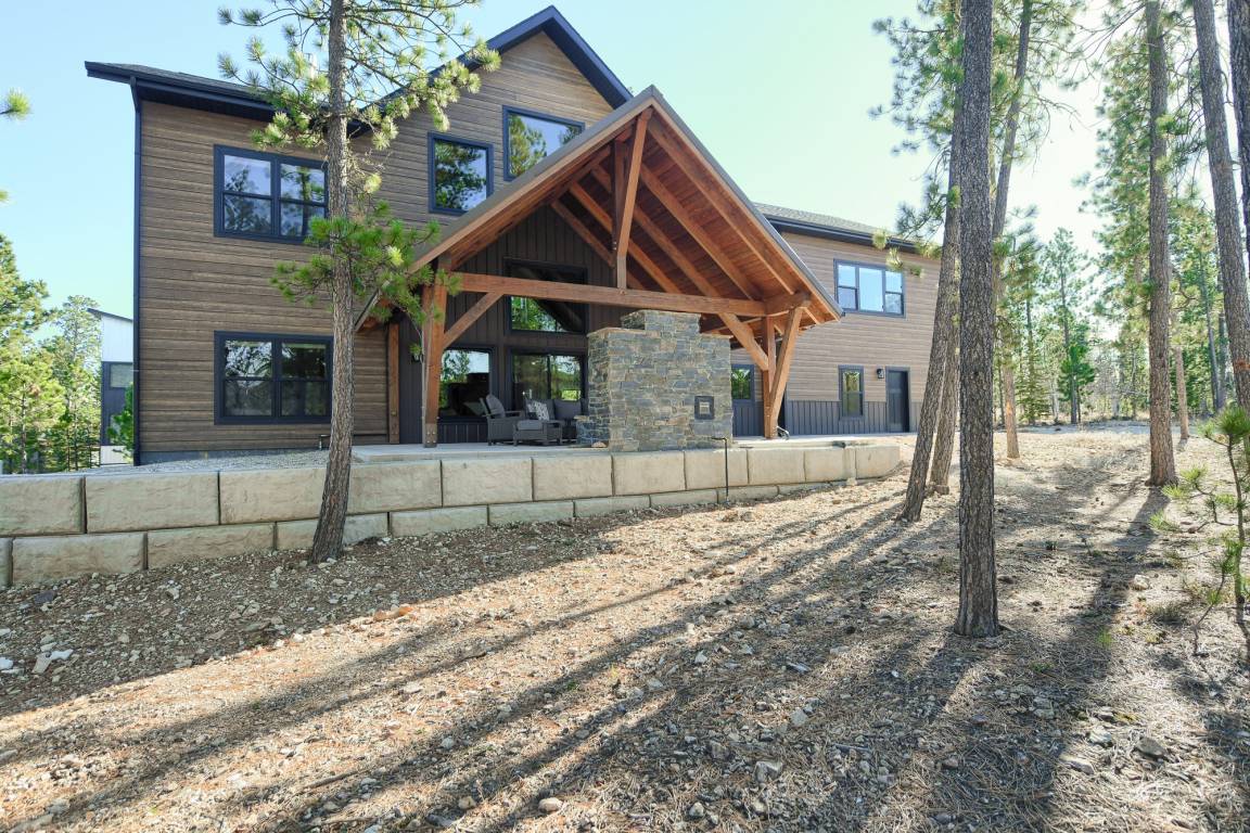 325 M² Cabin ∙ 5 Bedrooms ∙ 16 Guests - Deadwood, SD