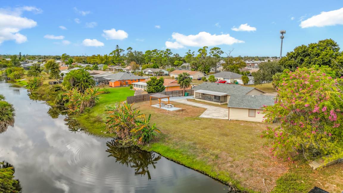 139 M² Maison De Vacances ∙ 5 Chambres ∙ 10 Personnes - Port Charlotte, FL