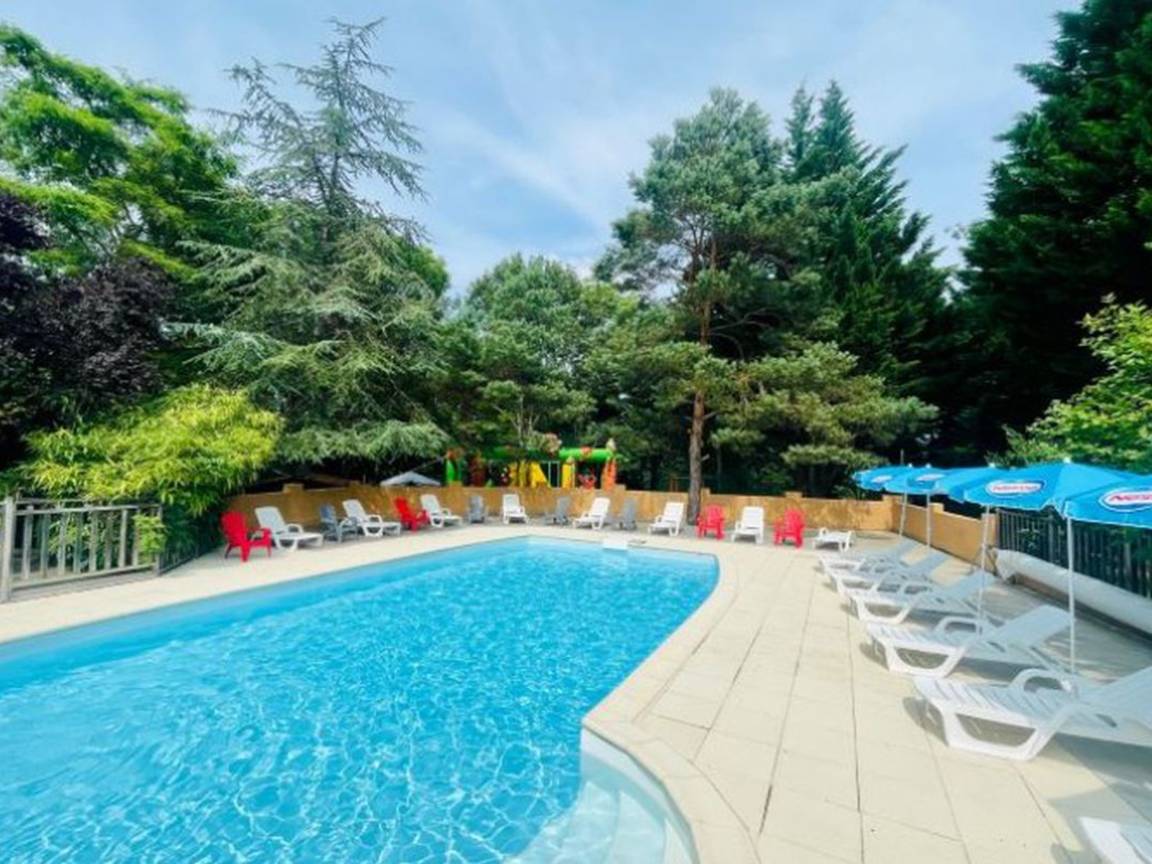 25 M² Bungalow ∙ 2 Chambres ∙ 5 Personnes - Ariège