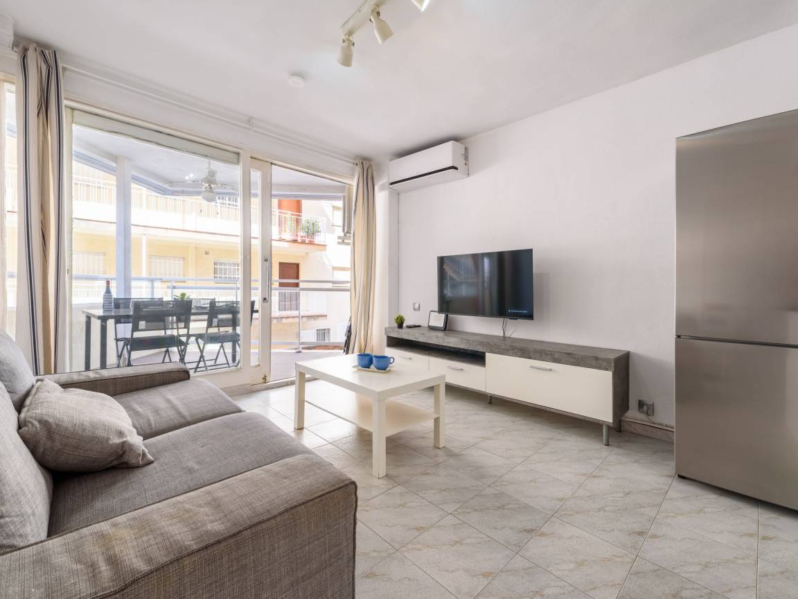 60 M² Apartamento ∙ 2 Habitaciones ∙ 4 Huéspedes - Salou