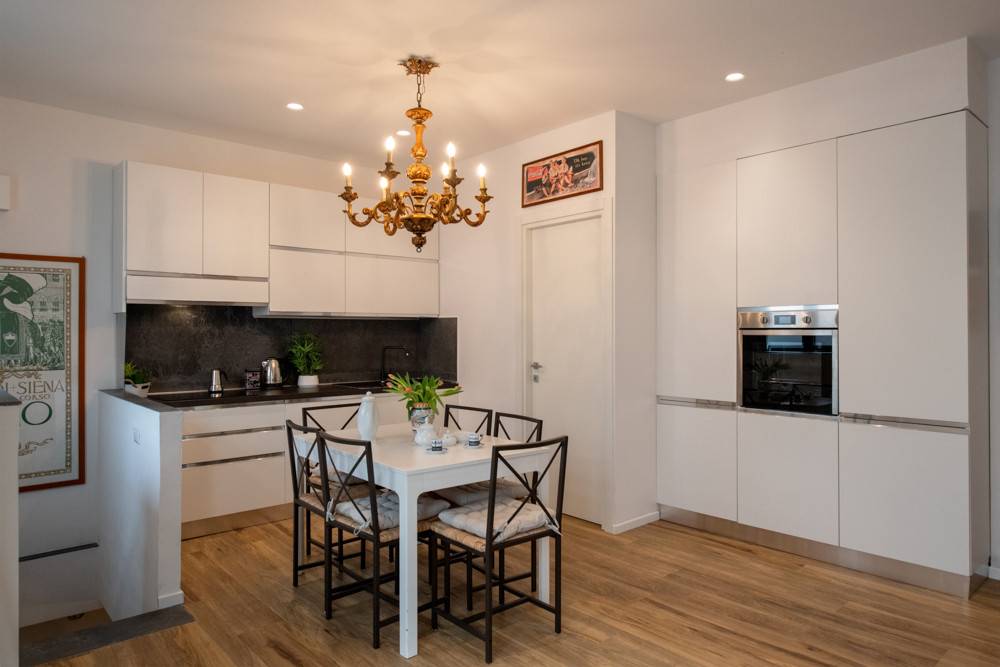 64 M² Apartamento ∙ 1 Habitación ∙ 6 Huéspedes - Siena