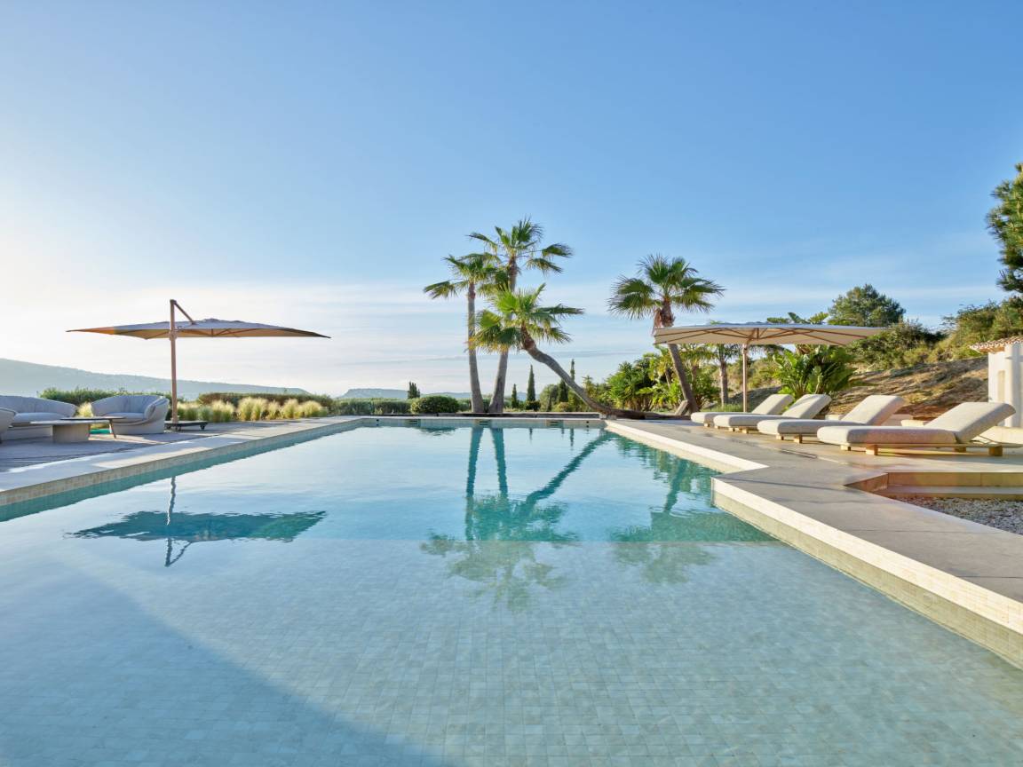 381 M² Talo ∙ 5 Makuuhuonetta ∙ 10 Vierasta - Moraira