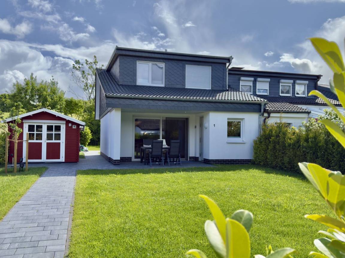 70 M² Ferienhaus ∙ 1 Schlafzimmer ∙ 2 Gäste - Schortens