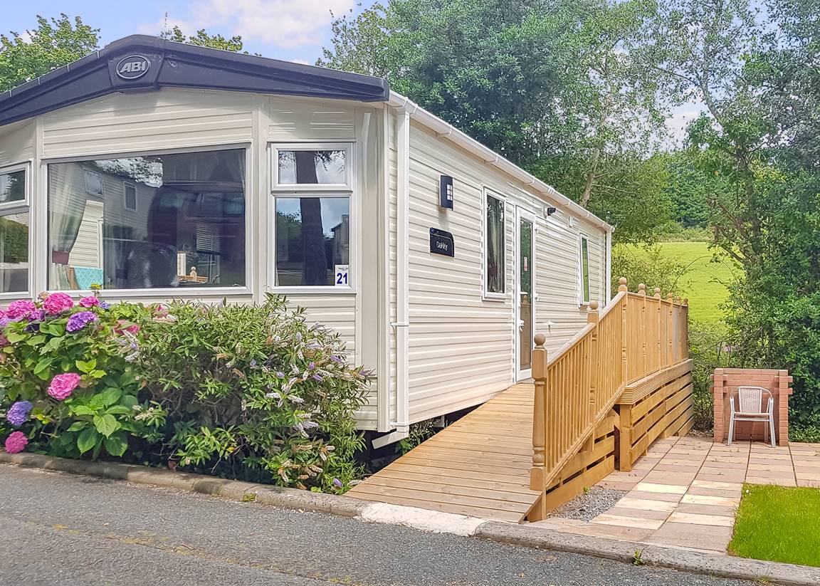 Caravan ∙ 2 Bedrooms ∙ 6 Guests - Pembrokeshire