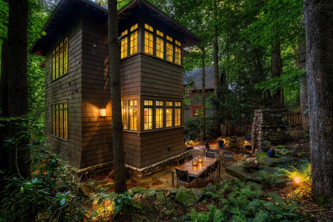 119 M² House ∙ 2 Bedrooms ∙ 4 Guests - Black Mountain, NC