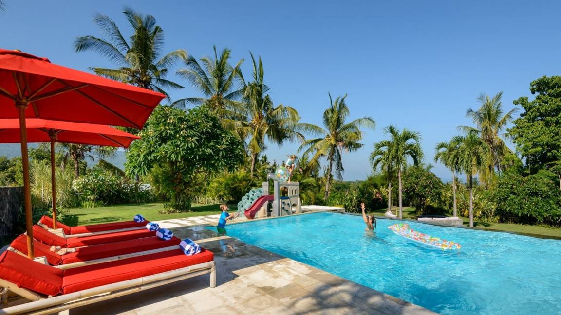 225 M² Villa Vacanza ∙ 3 Camere Da Letto ∙ 6 Ospiti - Singaraja