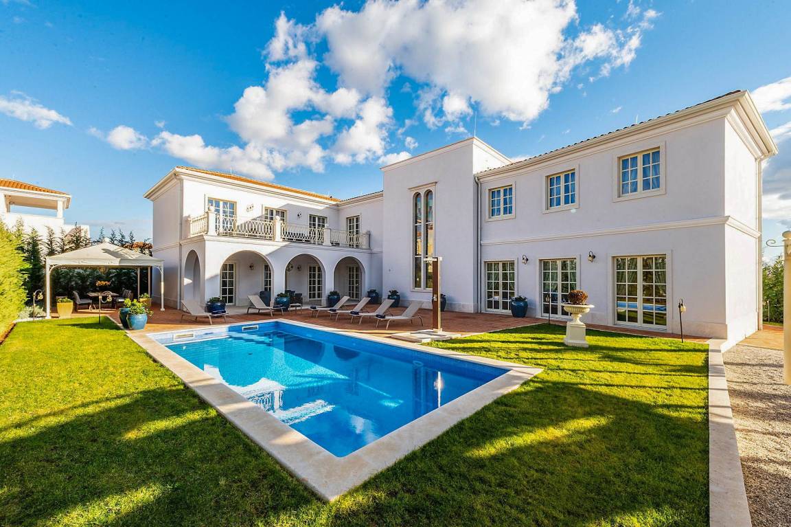 Villa ∙ 4 Bedrooms ∙ 8 Guests - Novigrad