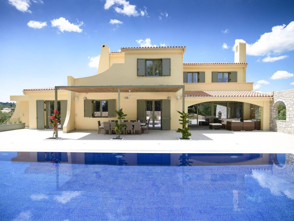 Villa ∙ 6 Bedrooms ∙ 12 Guests - Corfu (town)