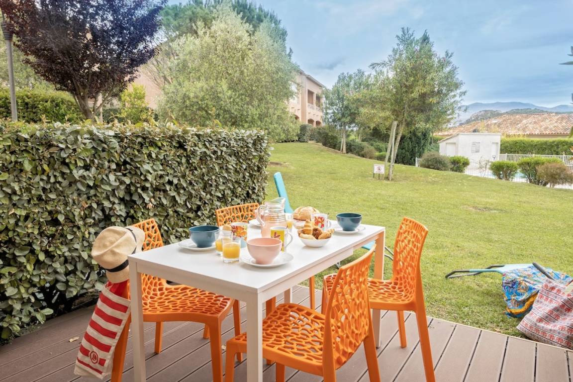 33 M² Apartamento ∙ 1 Habitación ∙ 4 Huéspedes - Oletta