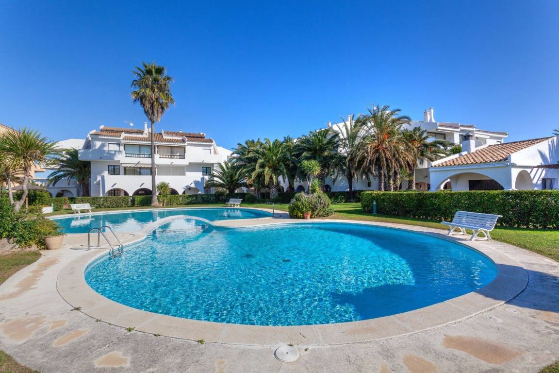 80 M² Apartamento ∙ 3 Habitaciones ∙ 5 Huéspedes - Pals