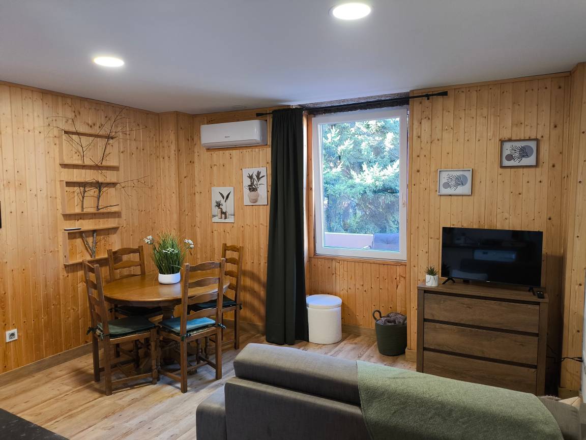35 M² Apartamento ∙ 1 Quarto ∙ 4 Hóspedes - Guarda