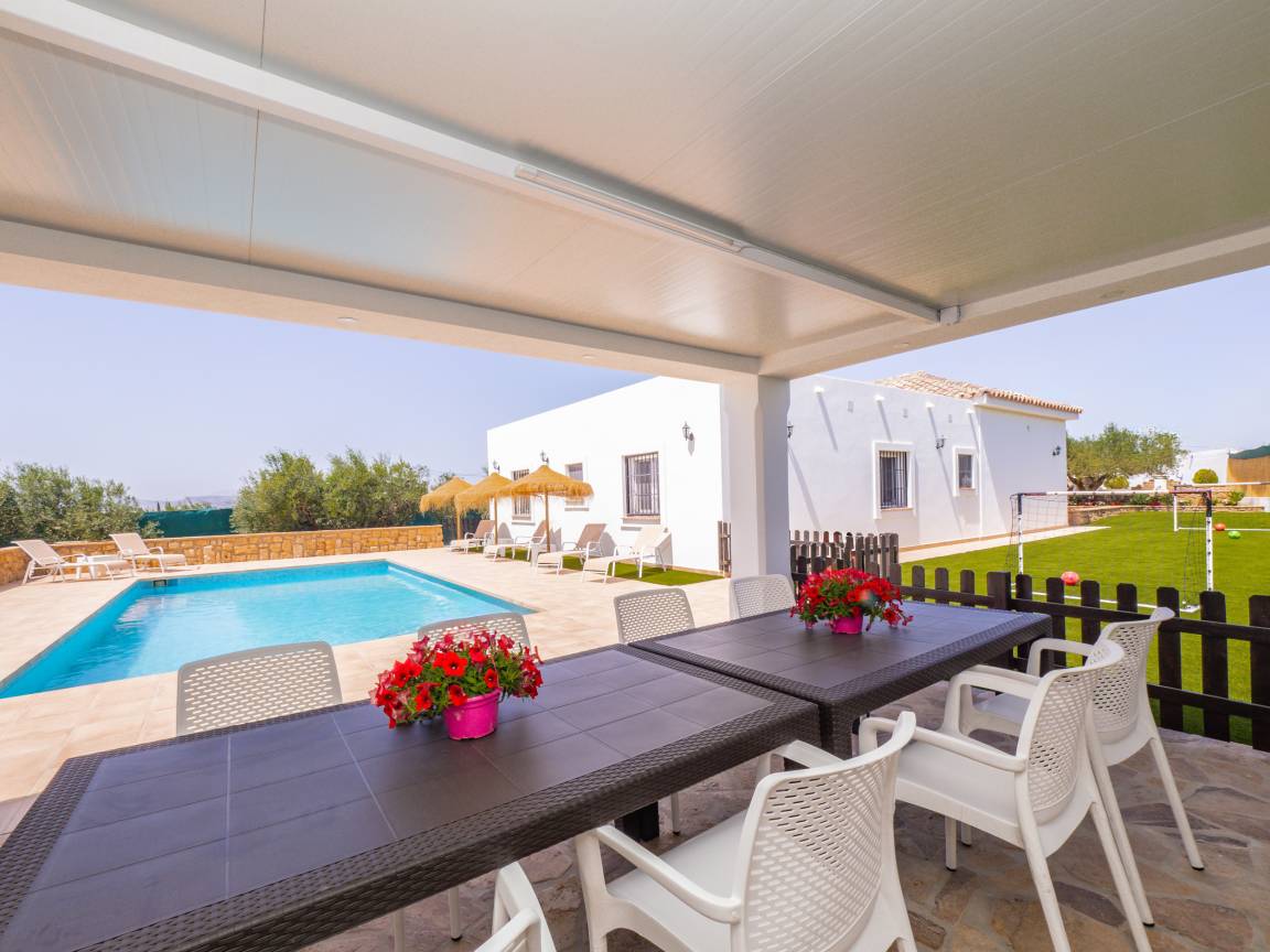 165 M² Casa Rural ∙ 4 Habitaciones ∙ 8 Huéspedes - Mijas