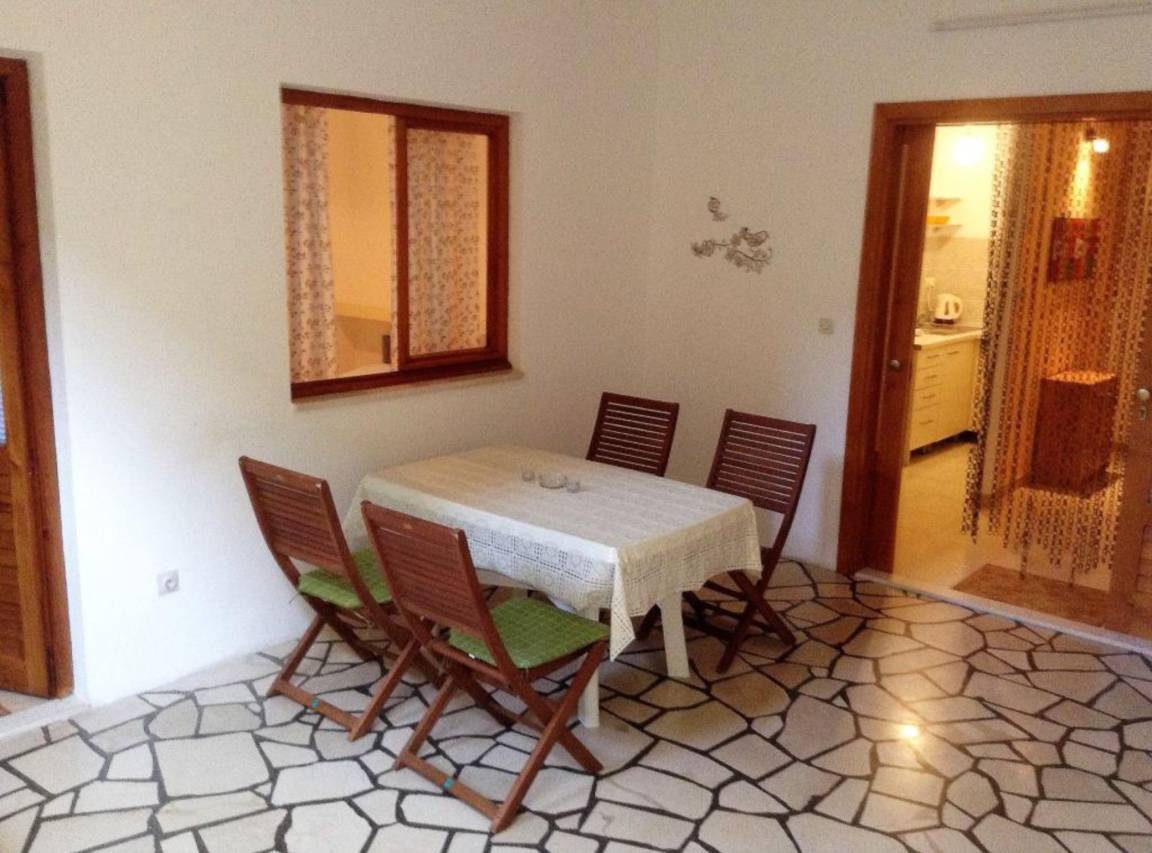 30 M² House ∙ 1 Bedroom ∙ 2 Guests - Hvar