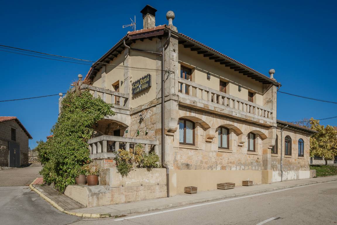 190 M² Casa ∙ 5 Habitaciones ∙ 10 Huéspedes - San Leonardo de Yagüe