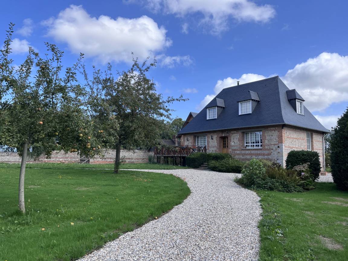 134 M² House ∙ 3 Bedrooms ∙ 6 Guests - Dieppe