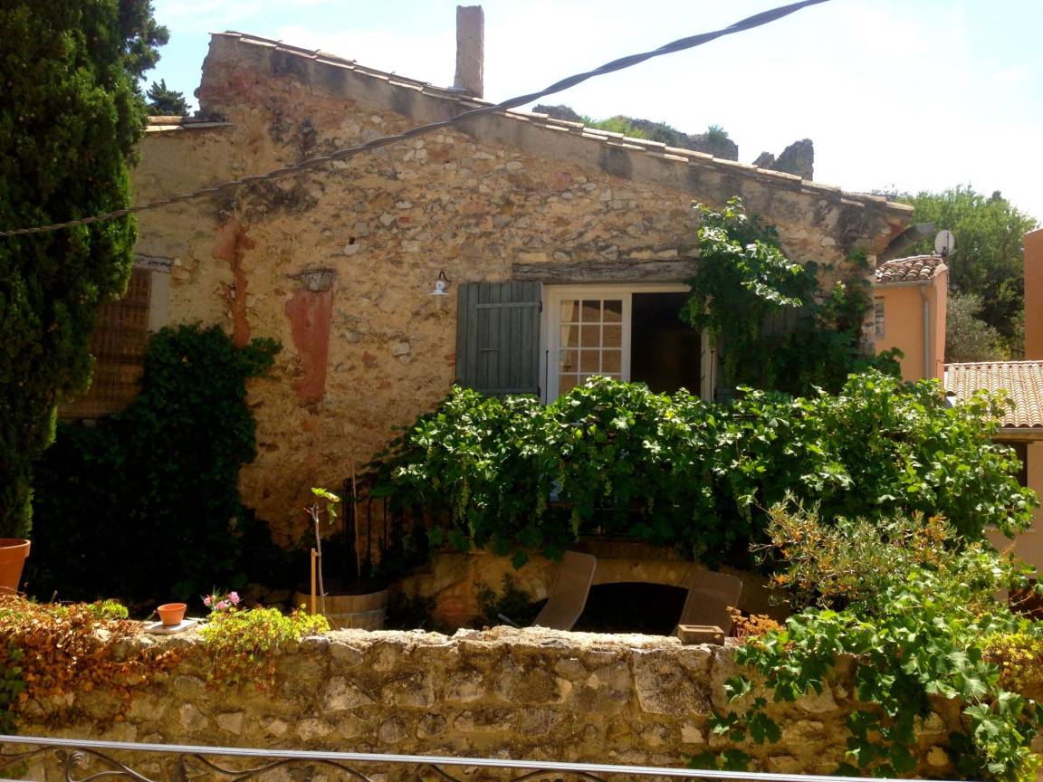 90 M² House ∙ 2 Bedrooms ∙ 4 Guests - Gigondas