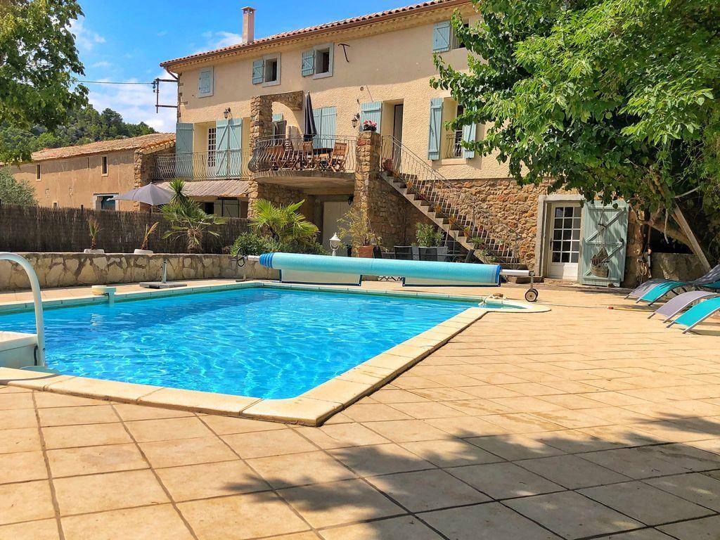 250 M² House ∙ 5 Bedrooms ∙ 13 Guests - Aude