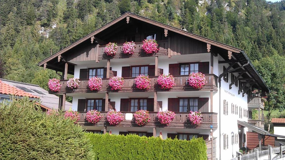 45 M² Ferienwohnung ∙ 1 Schlafzimmer ∙ 2 Gäste - Reit