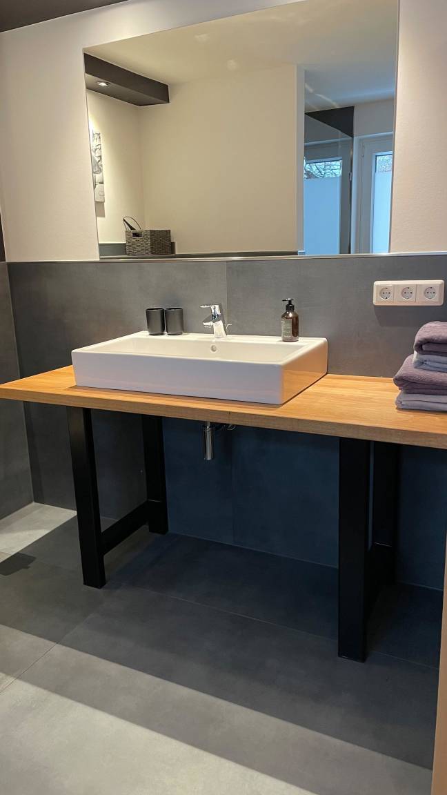 90 m² Ferienwohnung ∙ 2 Schlafzimmer ∙ 4 Gäste – Bild 15