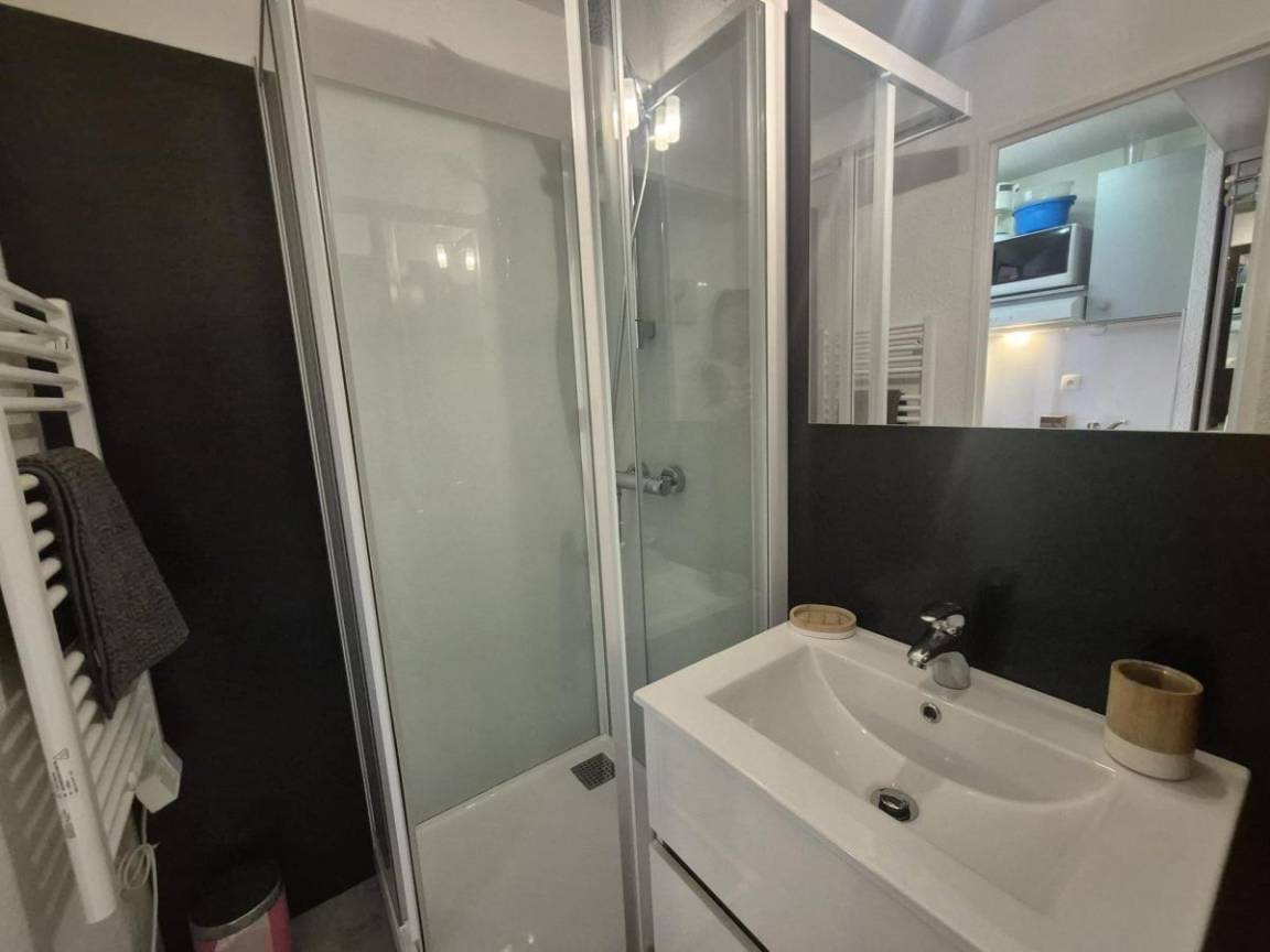 15 m² Studio ∙ 1 Schlafzimmer ∙ 3 Gäste – Bild 7