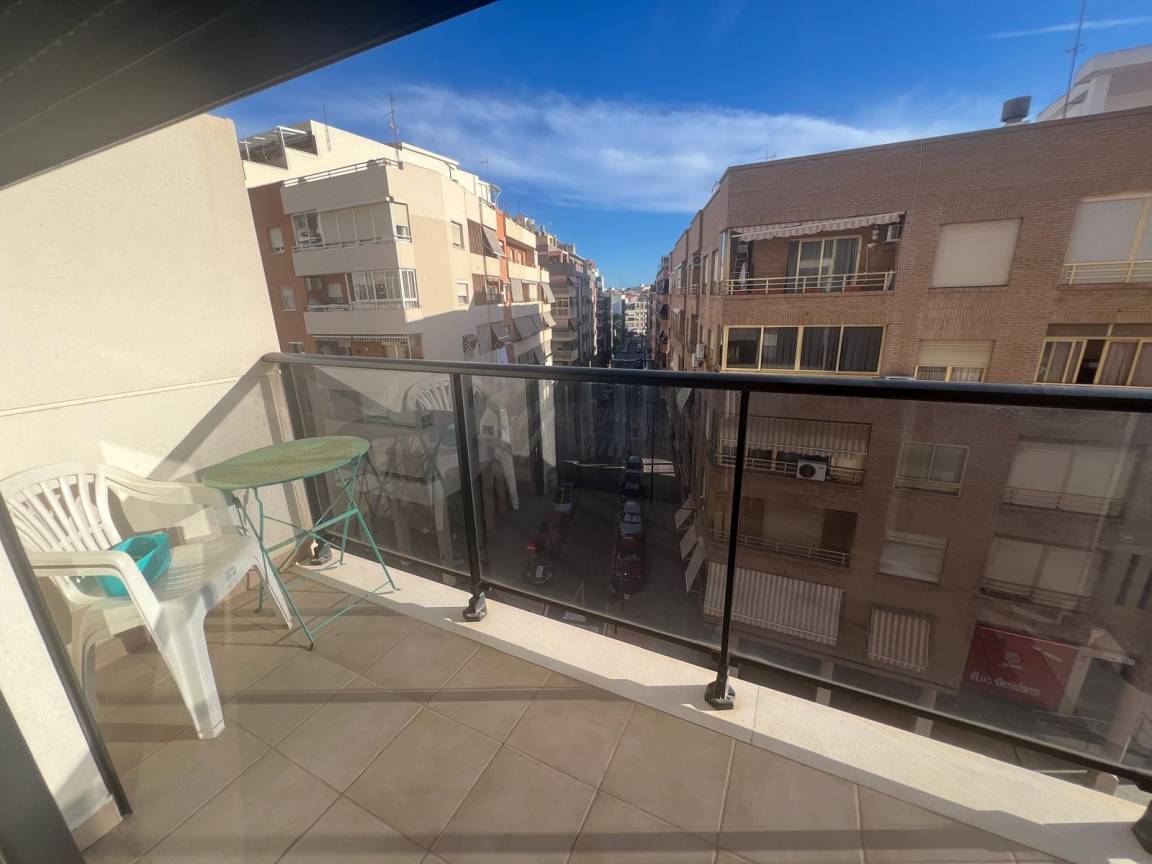 65 M² Appartement ∙ 1 Chambre ∙ 4 Personnes - Benidorm