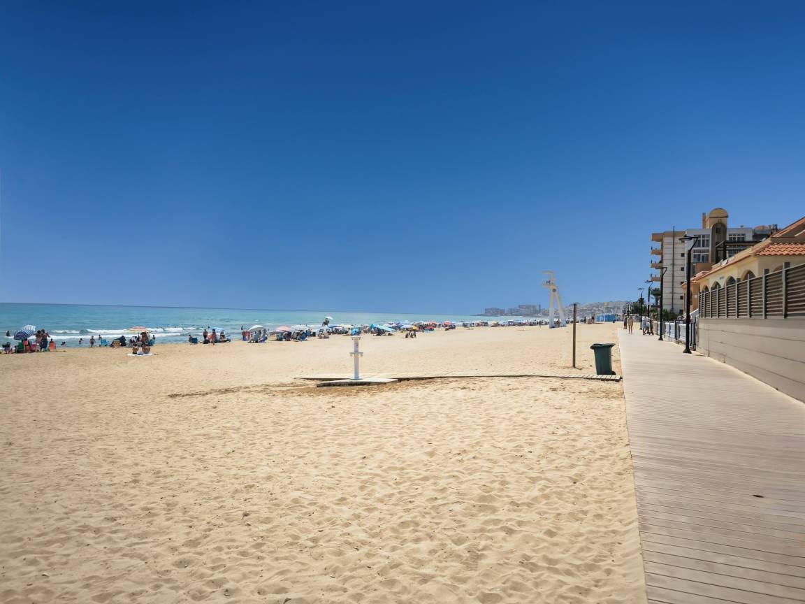 84 M² Apartment ∙ 3 Bedrooms ∙ 6 Guests - Guardamar del Segura
