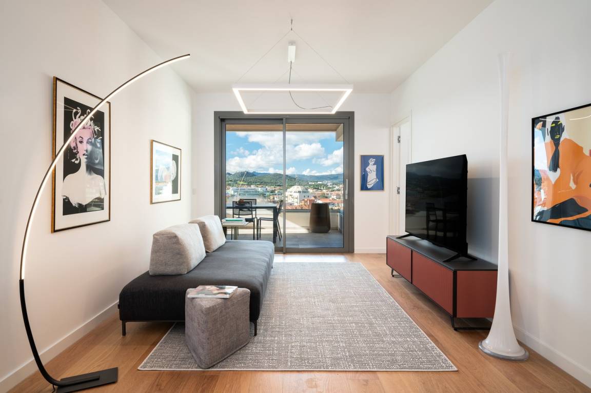 87 M² Huoneisto ∙ 2 Makuuhuonetta ∙ 4 Vierasta - Olbia