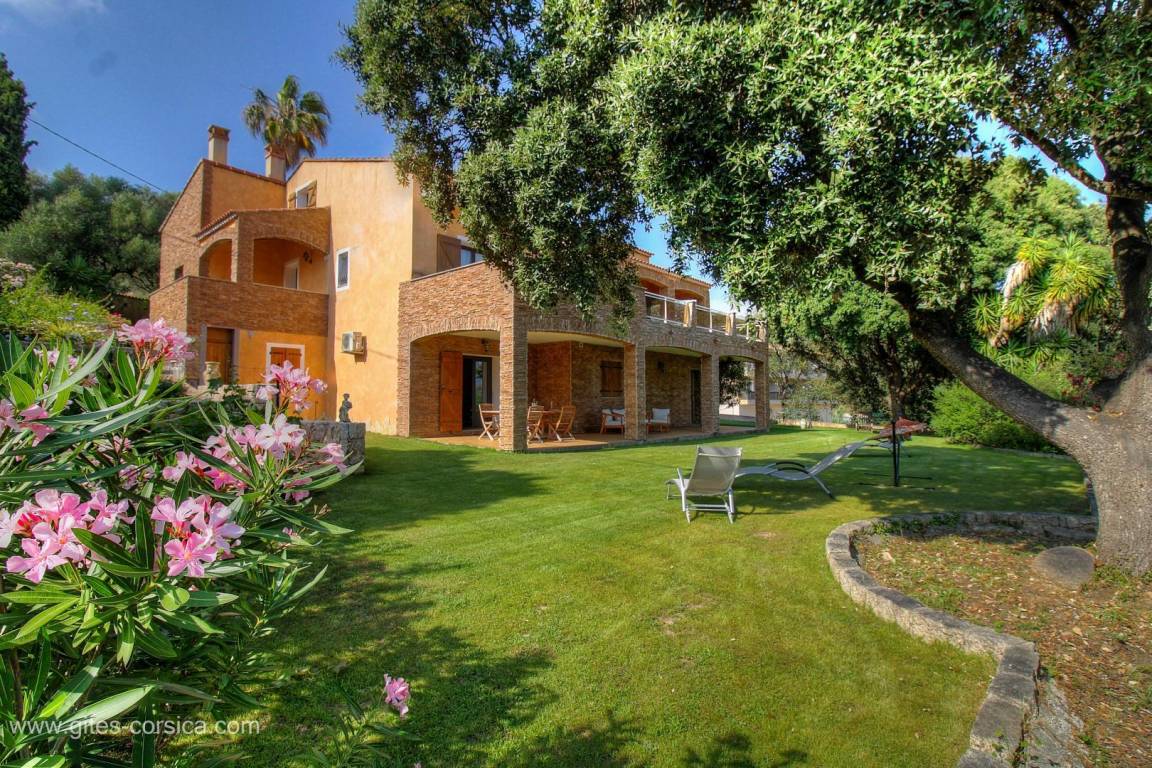 69 m&sup2; G&icirc;te 2 Schlafzimmer 4 G&auml;ste